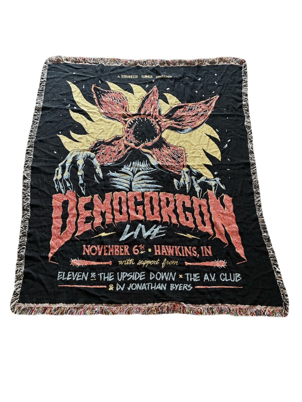 Rare Stranger Things Demogorgon Live Woven Throw Blanket 👾